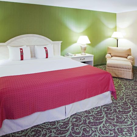 Holiday Inn Chantilly-Dulles Expo Airport By Ihg Номер фото